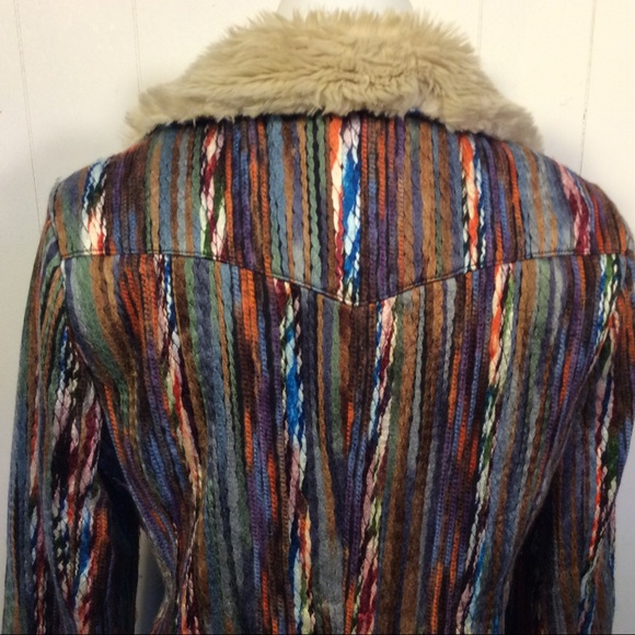 Women’s MinkPink jacket with faux fur collar. Womens size small - Picture 5 of 12